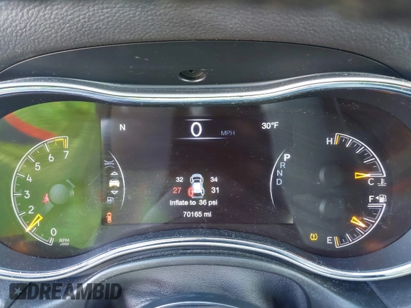 2019 Jeep Grand Cherokee Limited z VIN 1C4RJEBG7KC857963, wystawiony jako IAAI lot #40819853 z przebiegiem 70 165 mil mil oraz . Historia ofert i sprzedaży dostępna na DreamBid. Obrazek 7.
