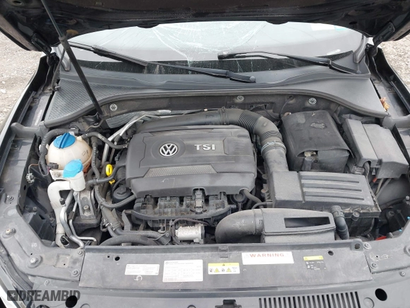 2014 Volkswagen Passat Wolfsburg Ed with VIN 1VWAT7A31EC098634, listed as a IAAI auction lot 41924146 with 80,872 mi miles. Bid and sale history available at carsss.com. Image 10.