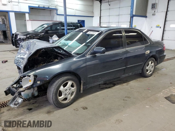 1998 Honda Accord EX z VIN 1HGCG5555WA095959, wystawiony jako Copart lot #86328854 z przebiegiem 252 058 mil mil oraz Szkoda całkowita • Salvage title. Historia ofert i sprzedaży dostępna na DreamBid. Obrazek 1.