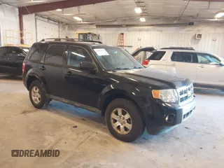 2010 Ford Escape Limited с VIN 1FMCU0E72AKA80667, выставлен на аукционе IAAI как лот 41874511 с пробегом 182 697 миль миль и . История ставок и продаж доступна на DreamBid. Изображение 1.