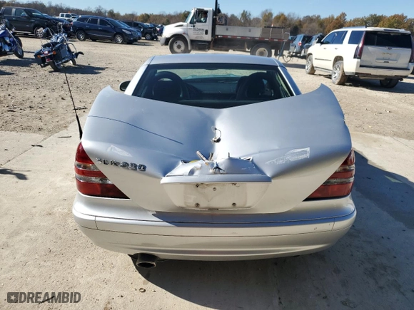2003 Mercedes-Benz SLK-Class 3.2L with VIN WDBKK65F83F276025, listed as a Copart auction lot 76887044 with 38,423 mi miles and Salvage Title. Bid and sale history available at carsss.com. Image 6.