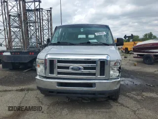 2009 Ford Econoline Passenger XL with VIN 1FBSS31L29DA36439, listed as a Copart auction lot 44384085 with 203,939 mi miles and Salvage title. Bid and sale history available at DreamBid. Image 5.