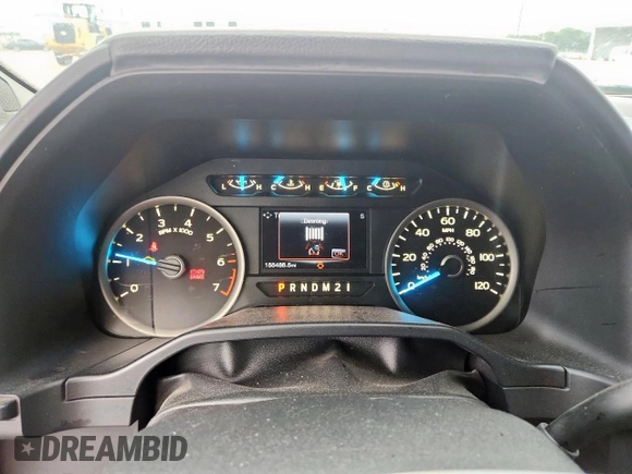 2015 Ford F-150 XL с VIN 1FTEW1CF3FKF02878, выставлен на аукционе Copart как лот 62553925 с пробегом 155 486 миль миль и Списание • Salvage title. История ставок и продаж доступна на DreamBid. Изображение 9.