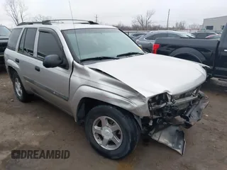 2004 Chevrolet TrailBlazer LS with VIN 1GNDS13SX42246635, listed as a IAAI auction lot 41500843 with 213,957 mi miles. Bid and sale history available at carsss.com. Image 1.