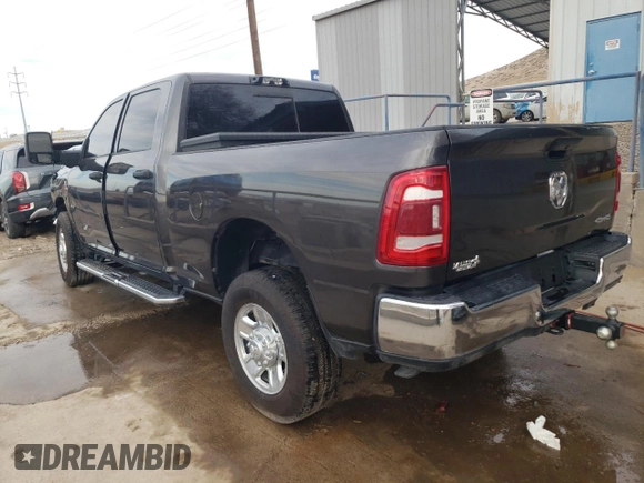 2024 Ram 2500 Tradesman with VIN 3C6UR5CL4RG356686, listed as a Copart auction lot 43831895 with 2,861 mi miles and Salvage title. Bid and sale history available at DreamBid. Image 2.