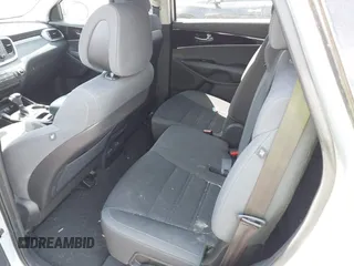 2016 Kia Sorento LX with VIN 5XYPG4A54GG009459, listed as a IAAI auction lot 42113972 with 158,950 mi miles. Bid and sale history available at carsss.com. Image 8.