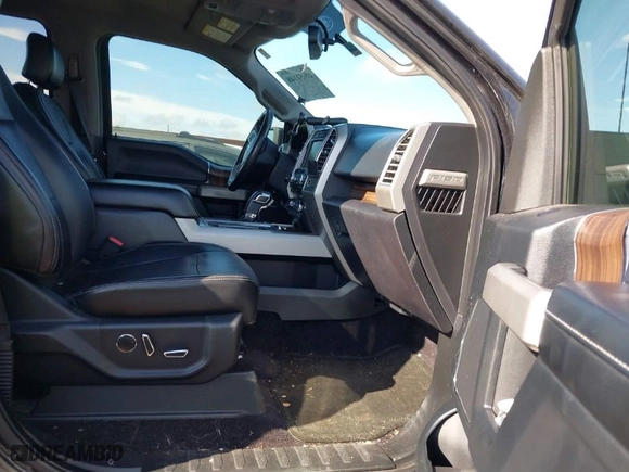 2015 Ford F-150 XLT with VIN 1FTEW1EG8FKE85372, listed as a IAAI auction lot 41651148 with 117,044 mi miles. Bid and sale history available at carsss.com. Image 5.