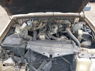 1992 Volvo 900 с VIN YV1JS8704N1101704, выставлен на аукционе IAAI как лот 41884536 с пробегом 151 903 миль миль и . История ставок и продаж доступна на DreamBid. Изображение 10.