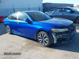 2022 Honda Civic Sedan EX with VIN 2HGFE1F72NH325145, listed as a IAAI auction lot 41848249 with 39,981 mi miles. Bid and sale history available at carsss.com. Image 1.