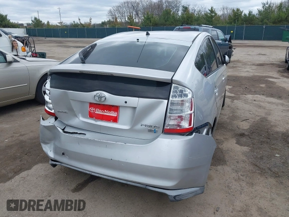 2007 Toyota Prius z VIN JTDKB20U977666406, wystawiony jako IAAI lot #42081233 z przebiegiem Nie podano mil oraz . Historia ofert i sprzedaży dostępna na DreamBid. Obrazek 4.