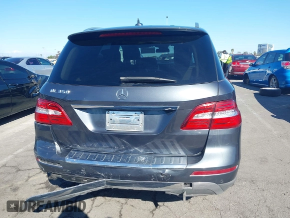 2013 Mercedes-Benz M 350 with VIN 4JGDA5JB3DA193378, listed as a IAAI auction lot 41806370 with 144,744 mi miles and . Bid and sale history available at DreamBid. Image 16.