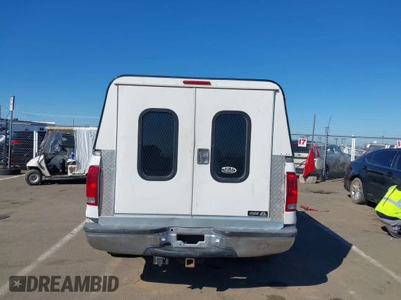 2000 Ford F-250 XL with VIN 1FTNX20L7YEB45347, listed as a IAAI auction lot 41867503 with 101,212 mi miles and . Bid and sale history available at DreamBid. Image 16.