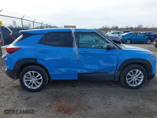 2024 Chevrolet TrailBlazer LS with VIN KL79MMS22RB060118, listed as a IAAI auction lot 41601370 with 23,932 mi miles. Bid and sale history available at carsss.com. Image 6.
