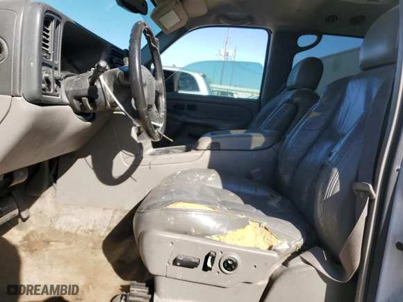 2004 Chevrolet Tahoe LT with VIN 1GNEC13Z34R168575, listed as a Copart auction lot 48863435 with 246,042 mi miles and Salvage Title. Bid and sale history available at carsss.com. Image 7.