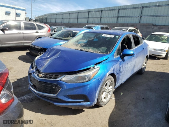 2018 Chevrolet Cruze LT with VIN 1G1BE5SM2J7244791, listed as a Copart auction lot 47471205 with 119,618 mi miles and Salvage Title. Bid and sale history available at carsss.com. Image 1.