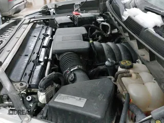 2020 Chevrolet Silverado 1500 LT z VIN 1GCUYDED3LZ170642, wystawiony jako IAAI lot #41615032 z przebiegiem 78 645 mil mil oraz . Historia ofert i sprzedaży dostępna na DreamBid. Obrazek 20.