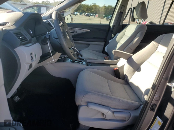 2019 Honda Pilot LX with VIN 5FNYF5H11KB019608, listed as a Copart auction lot 42678425 with 29,148 mi miles and Salvage Title. Bid and sale history available at DreamBid. Image 7.