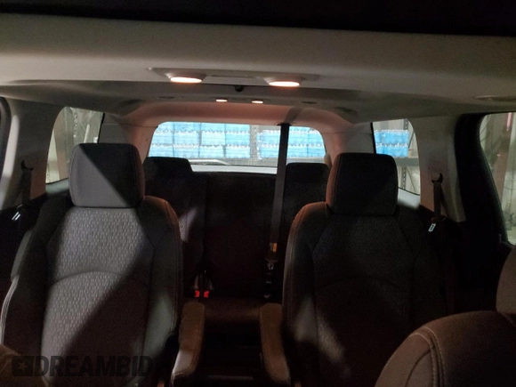 2016 GMC Acadia SLE z VIN 1GKKVPKD5GJ145112, wystawiony jako Copart lot #56330875 z przebiegiem 154 585 mil mil oraz Szkoda całkowita • Salvage title. Historia ofert i sprzedaży dostępna na DreamBid. Obrazek 10.