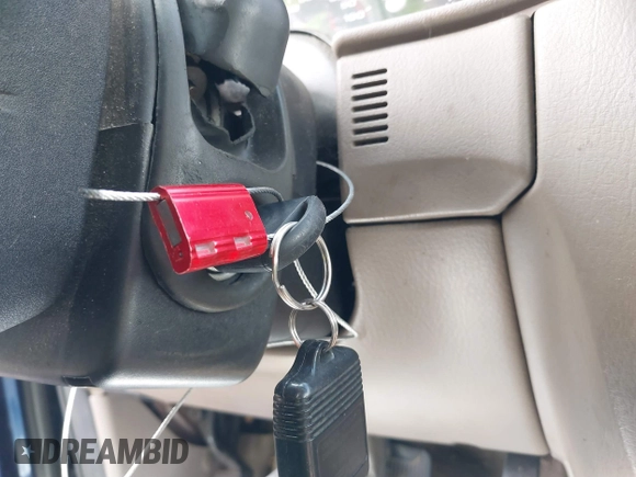 2005 Ford Explorer XLS с VIN 1FMZU62KX5UA82585, выставлен на аукционе IAAI как лот 41542422 с пробегом 227 143 миль миль и . История ставок и продаж доступна на DreamBid. Изображение 11.