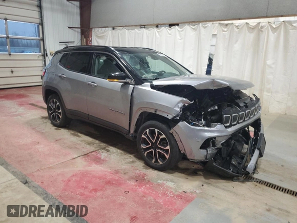 2022 Jeep Compass High Altitude with VIN 3C4NJDCBXNT187331, listed as a Copart auction lot 52526315 with 23,463 mi miles and Salvage Title. Bid and sale history available at DreamBid. Image 4.