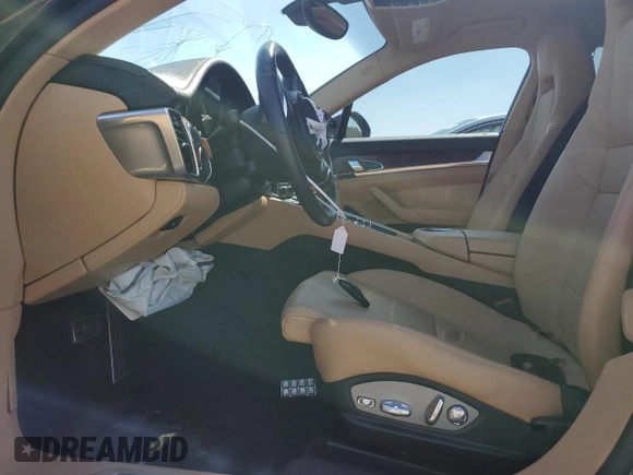 2013 Porsche Panamera с VIN WP0AA2A72DL014902, выставлен на аукционе Copart как лот 49202365 с пробегом 78 758 миль миль и Списание • Salvage title. История ставок и продаж доступна на DreamBid. Изображение 7.