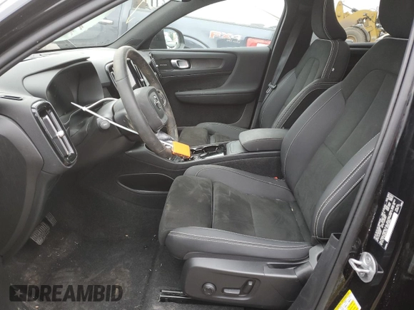2023 Volvo C40 Ultimate with VIN YV4ED3GM5P2066575, listed as a Copart auction lot 44980045 with 18,436 mi miles and Salvage Title. Bid and sale history available at DreamBid. Image 7.