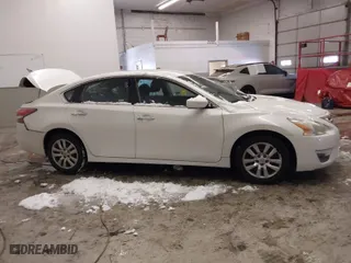 2013 Nissan Altima 2.5 SL with VIN 1N4AL3APXDC164746, listed as a IAAI auction lot 41261574 with 223,318 mi miles. Bid and sale history available at carsss.com. Image 13.