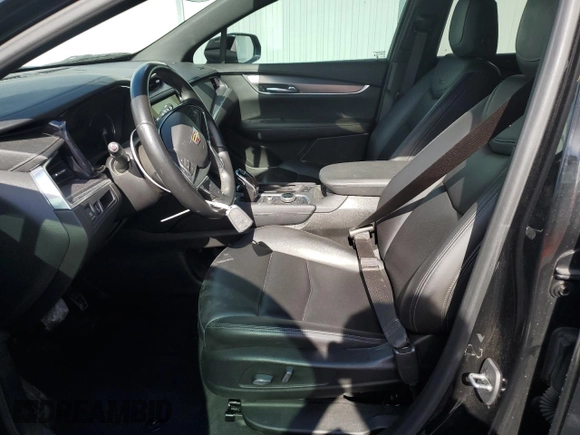 2021 Cadillac XT5 FWD Luxury with VIN 1GYKNAR45MZ231154, listed as a Copart auction lot 84872054 with 26,840 mi miles and Clean Title. Bid and sale history available at carsss.com. Image 7.