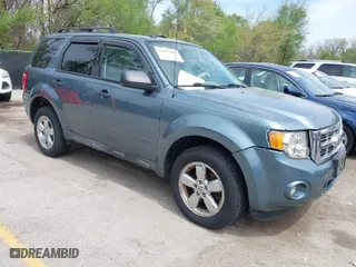 2010 Ford Escape XLT with VIN 1FMCU0D76AKC95776, listed as a IAAI auction lot 42037801 with 176,706 mi miles. Bid and sale history available at carsss.com. Image 1.