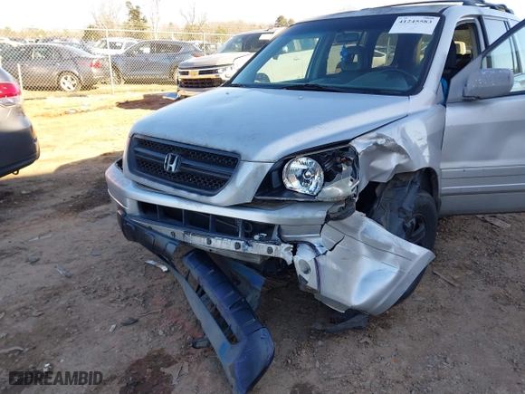 2004 Honda Pilot EX with VIN 2HKYF185X4H503079, listed as a IAAI auction lot 41245583 with 1 mi miles. Bid and sale history available at carsss.com. Image 6.