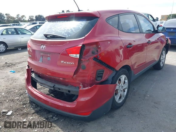 2010 Hyundai Tucson GLS with VIN KM8JT3AC1AU097317, listed as a IAAI auction lot 41758296 with 108,695 mi miles and . Bid and sale history available at DreamBid. Image 4.