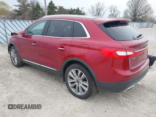 2016 Lincoln MKX Reserve with VIN 2LMPJ8LP8GBL32389, listed as a IAAI auction lot 42065668 with 135,907 mi miles and . Bid and sale history available at DreamBid. Image 3.