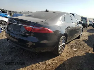 2018 Jaguar XF with VIN SAJBJ4FN4JCY55365, listed as a Copart auction lot 75350454 with 50,373 mi miles and Salvage Title. Bid and sale history available at DreamBid. Image 3.