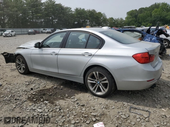 2013 BMW 3 Series 328i xDrive z VIN WBA3B3C57DJ811761, wystawiony jako Copart lot #60715455 z przebiegiem 111 198 mil mil oraz Szkoda całkowita • Salvage title. Historia ofert i sprzedaży dostępna na DreamBid. Obrazek 2.