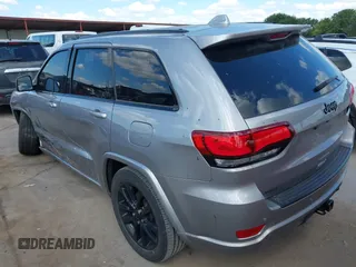 2021 Jeep Grand Cherokee Laredo X z VIN 1C4RJEAG9MC739515, wystawiony jako IAAI lot #42184910 z przebiegiem 45 687 mil mil oraz . Historia ofert i sprzedaży dostępna na DreamBid. Obrazek 3.