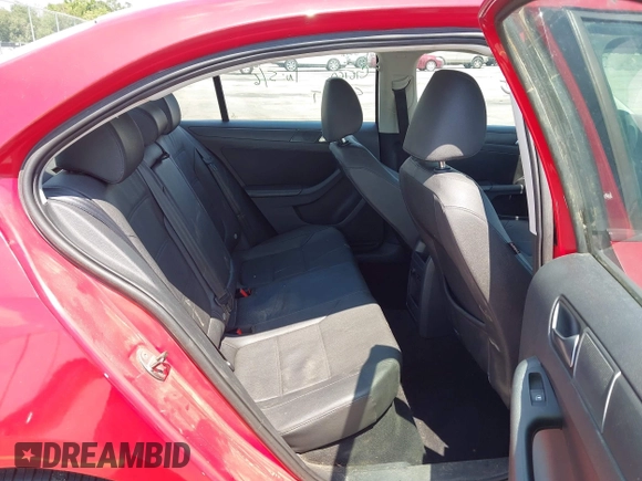 2012 Volkswagen Jetta SE with VIN 3VWDP7AJ4CM127393, listed as a IAAI auction lot 42352411 with 146,605 mi miles and . Bid and sale history available at DreamBid. Image 8.