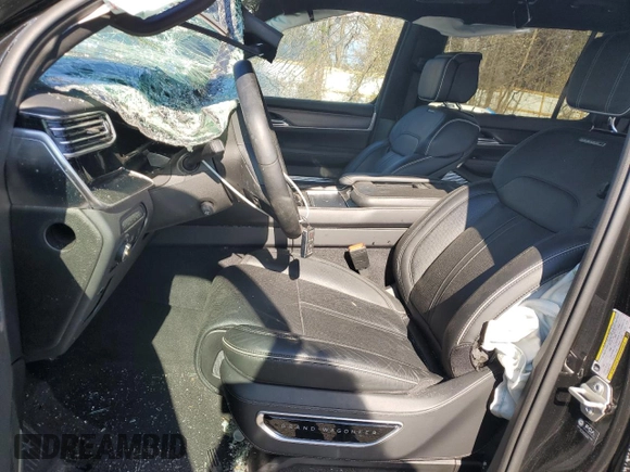 2024 Jeep Grand Wagoneer Series II with VIN 1C4SJSFP1RS120557, listed as a Copart auction lot 50413175 with 26,448 mi miles and Clean title. Bid and sale history available at DreamBid. Image 7.