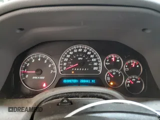 2007 GMC Envoy SLT with VIN 1GKDT13S072260591, listed as a Copart auction lot 70370504 with 200,441 mi miles and Salvage Title. Bid and sale history available at carsss.com. Image 9.