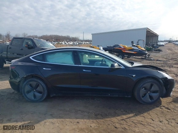 2019 Tesla Model 3 Long Range with VIN 5YJ3E1EB5KF414748, listed as a IAAI auction lot 41778914 with 0 mi miles. Bid and sale history available at carsss.com. Image 13.