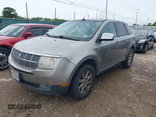 2008 Lincoln MKX with VIN 2LMDU68C88BJ17360, listed as a IAAI auction lot 42111549 with 221,191 mi miles. Bid and sale history available at carsss.com. Image 2.