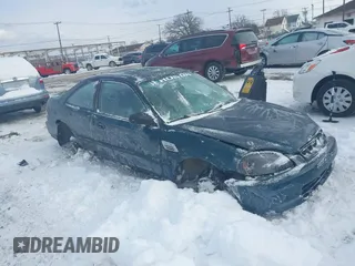 1997 Honda Civic DX with VIN 1HGEJ6223VL099800, listed as a IAAI auction lot 41315675 with 181,661 mi miles. Bid and sale history available at carsss.com. Image 1.