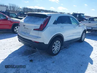 2019 Cadillac XT4 FWD Luxury z VIN 1GYAZAR4XKF170642, wystawiony jako IAAI lot #41585684 z przebiegiem 74 512 mil mil oraz . Historia ofert i sprzedaży dostępna na DreamBid. Obrazek 4.