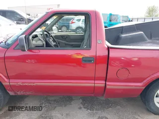 1999 GMC Sonoma with VIN 1GTCS1443X8530274, listed as a IAAI auction lot 41937187 with 210,244 mi miles. Bid and sale history available at carsss.com. Image 15.