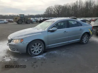 2011 Volvo S80 3.2L with VIN YV1940AS4B1139728, listed as a Copart auction lot 89360685 with 157,539 mi miles and Salvage Title. Bid and sale history available at carsss.com. Image 1.