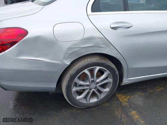 2015 Mercedes-Benz C-Class C 300 with VIN 55SWF4JB0FU094227, listed as a IAAI auction lot 41043240 with 99,337 mi miles. Bid and sale history available at carsss.com. Image 18.