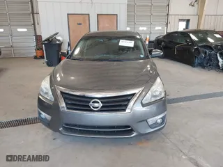2015 Nissan Altima 2.5 with VIN 1N4AL3AP5FC256379, listed as a IAAI auction lot 41764300 with 144,339 mi miles. Bid and sale history available at carsss.com. Image 12.