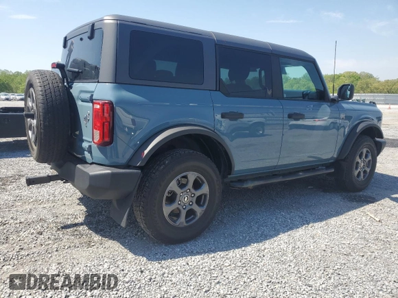 2022 Ford Bronco with VIN 1FMEE5BP4NLB62407, listed as a Copart auction lot 52164665 with 45,393 mi miles and Salvage Title. Bid and sale history available at DreamBid. Image 3.