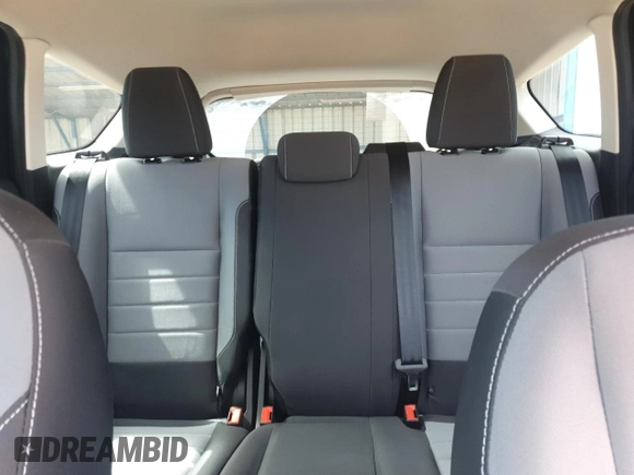 2017 Ford Escape S z VIN 1FMCU0F78HUE91357, wystawiony jako Copart lot #62545785 z przebiegiem 55 002 mil mil oraz Szkoda całkowita • Salvage title. Historia ofert i sprzedaży dostępna na DreamBid. Obrazek 10.