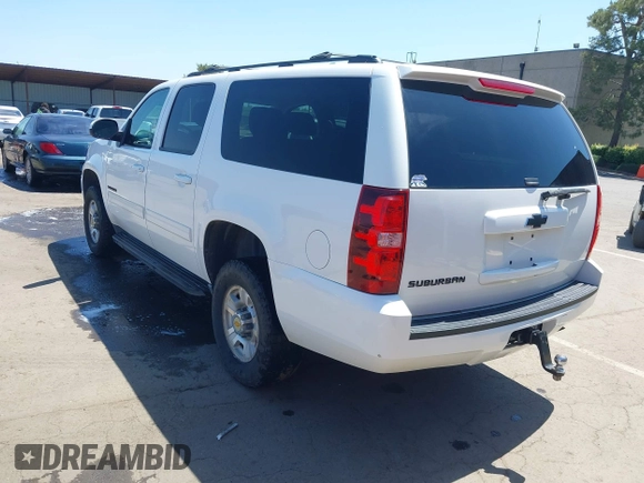 2012 Chevrolet Suburban LS с VIN 1GNWKLEG4CR111766, выставлен на аукционе IAAI как лот 42171918 с пробегом 94 243 миль миль и . История ставок и продаж доступна на DreamBid. Изображение 3.
