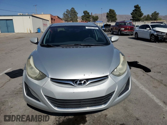 2016 Hyundai Elantra SE z VIN 5NPDH4AE5GH742001, wystawiony jako Copart lot #53357995 z przebiegiem 80 439 mil mil oraz Czysty tytuł • Clean title. Historia ofert i sprzedaży dostępna na DreamBid. Obrazek 5.